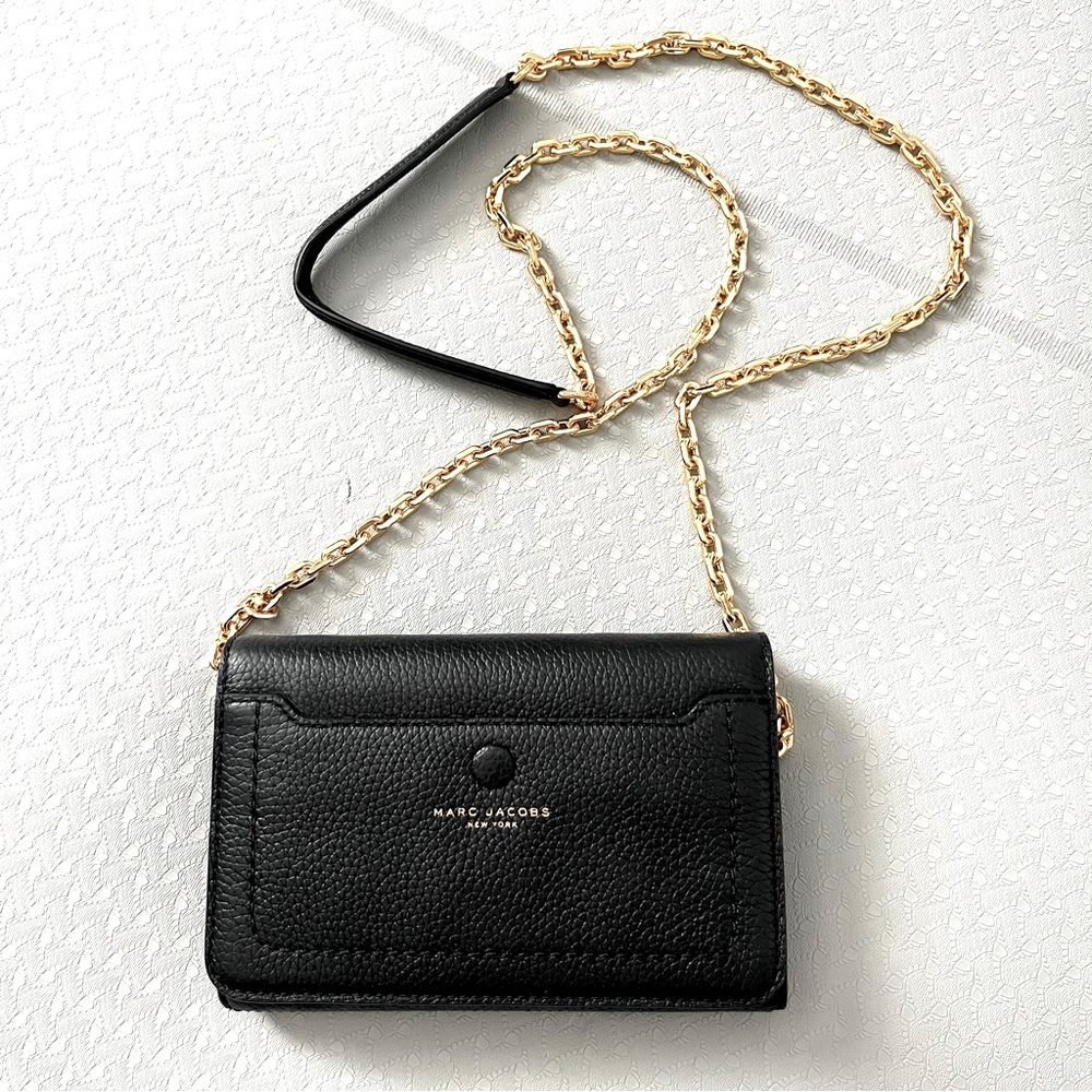 Marc Jacob’s Empire City Wallet On chain